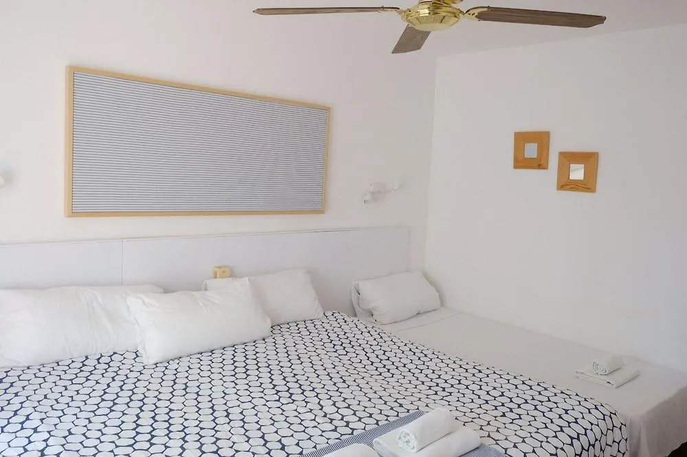 La Caleta De Tamariu Hotel